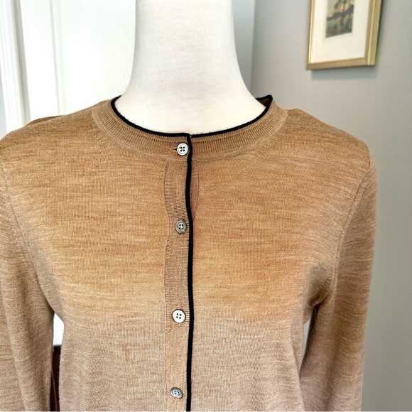 Banana Republic Tan Cardigan Sweater with Black Trim - Size M - Picture 4 of 12